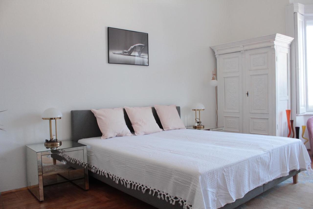 Allomas Apartman Budapest Ngoại thất bức ảnh